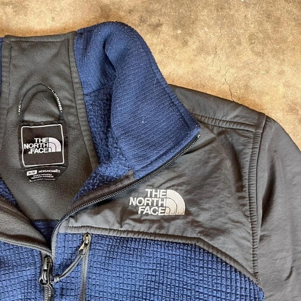 The North Face blue fleece jacket Men's Size M